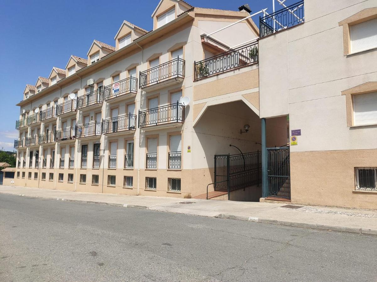 Apartamento Navaluenga Exterior foto